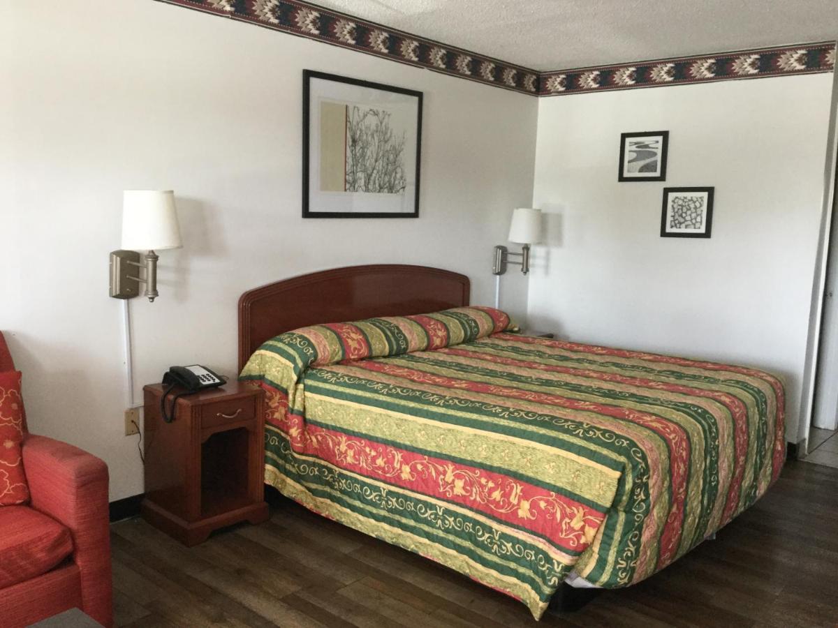 Metter American Inn מראה חיצוני תמונה