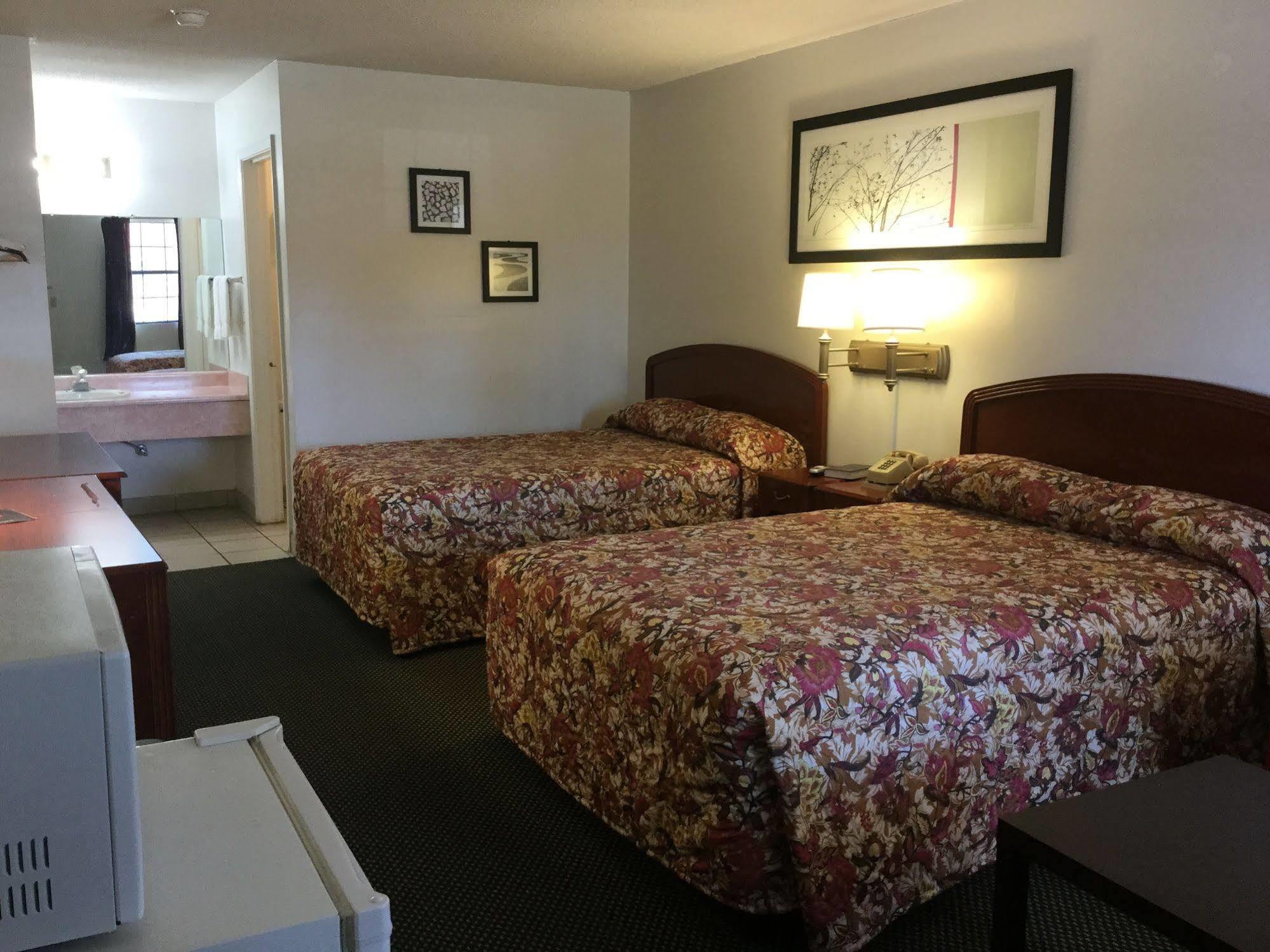 Metter American Inn מראה חיצוני תמונה